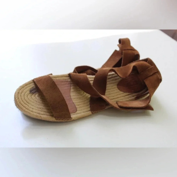 UGG gladiator sandals - Picture 3 of 10